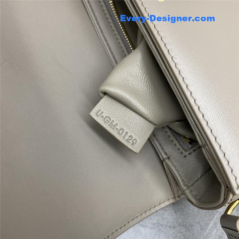 Ce1i*e triomphe bag