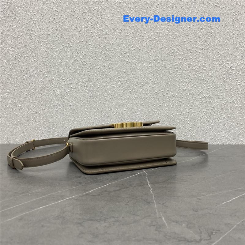 Ce1i*e triomphe bag