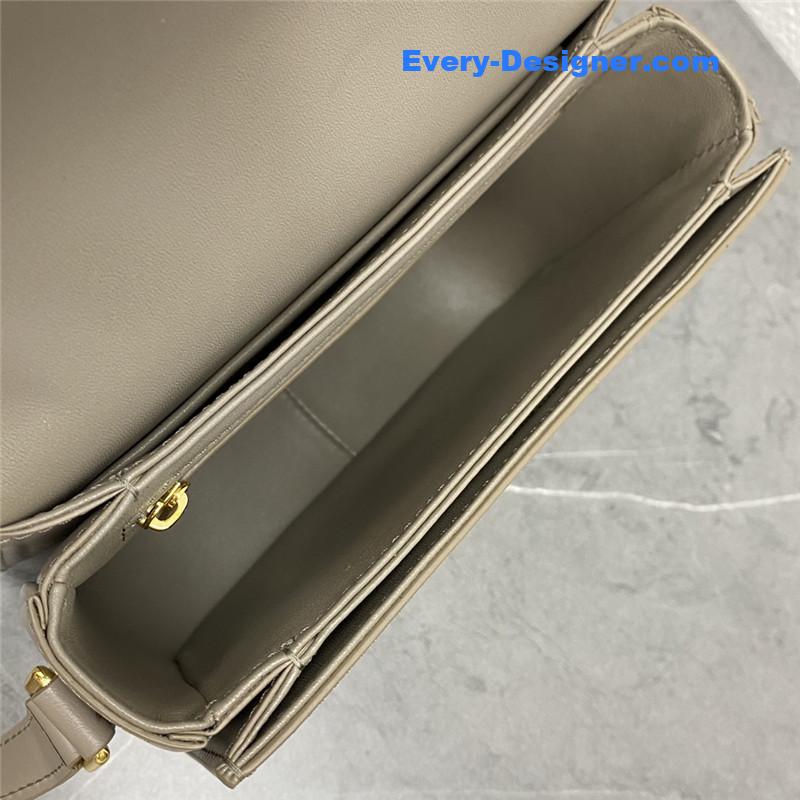 Ce1i*e triomphe bag
