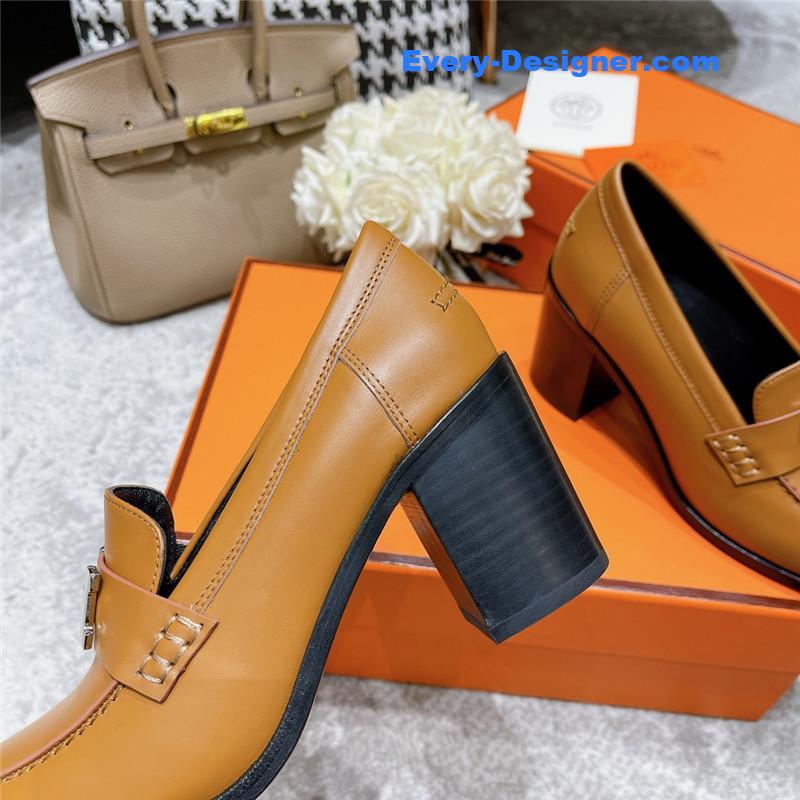 H**me5 dauphine mid heel mules