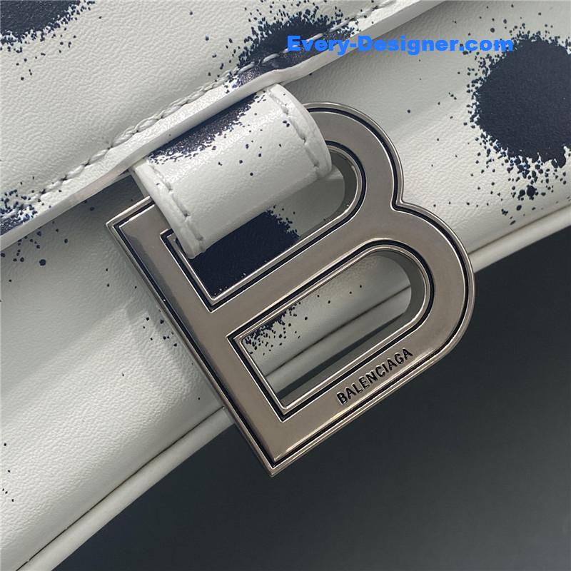 Ba1en*iaga hourglass bag white
