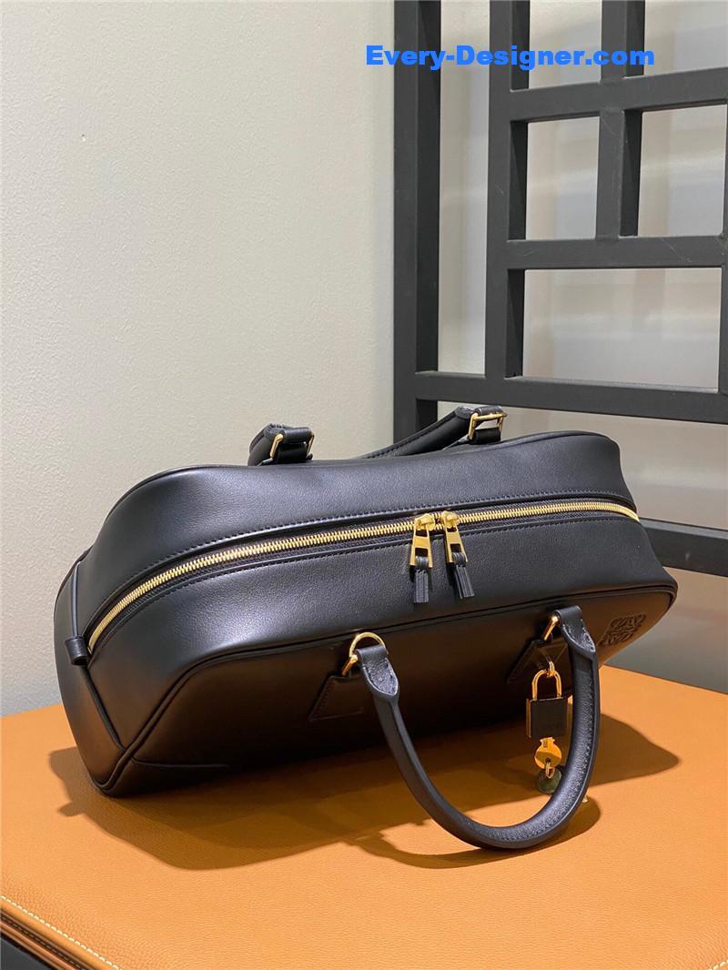 L0ew* amazona 28 bag