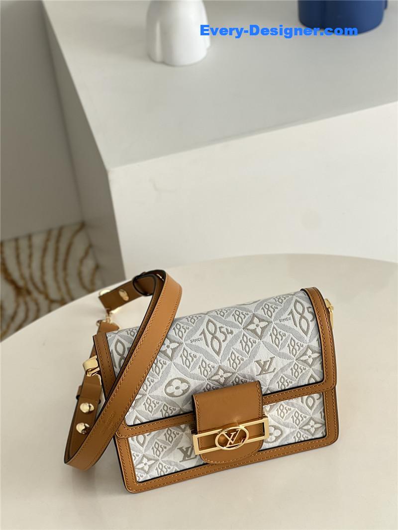l0vis Vvtt0n lv dauphine small white monogram canvas bag