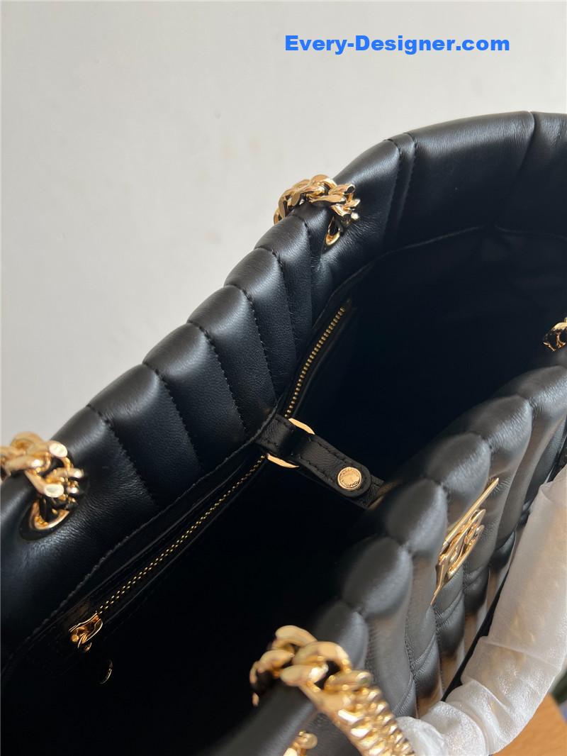 Bv*b*rry shopping bag