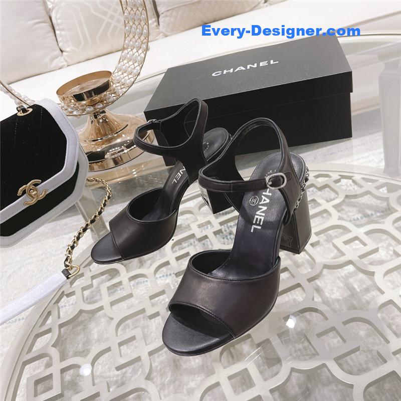 CC classic chunky heels