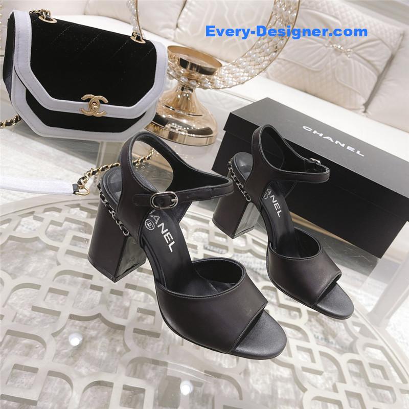 CC classic chunky heels