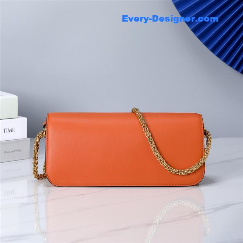 Va1e*ntin0 vlogo signature shoulder bag