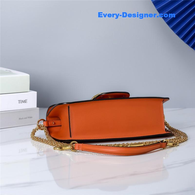 Va1e*ntin0 vlogo signature shoulder bag