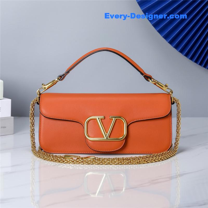 Va1e*ntin0 vlogo signature shoulder bag
