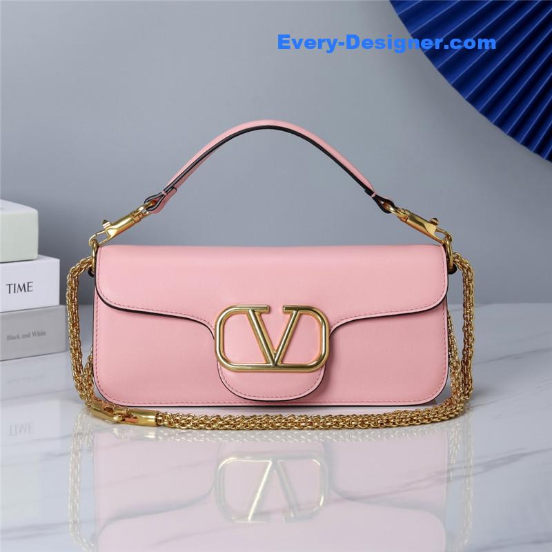 Va1e*ntin0 vlogo signature calfskin shoulder bag