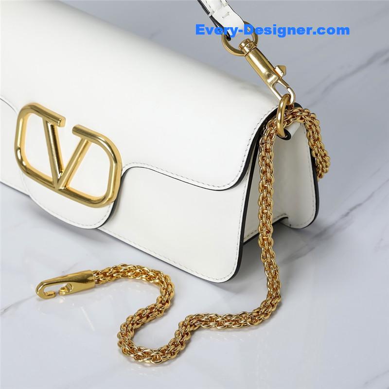 Va1e*ntin0 vlogo signature shoulder bag
