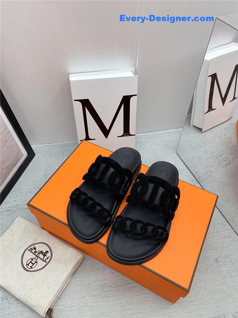 H**me5 couple shoes