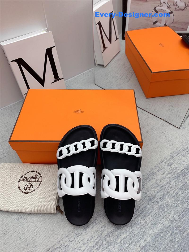 H**me5 couple shoes