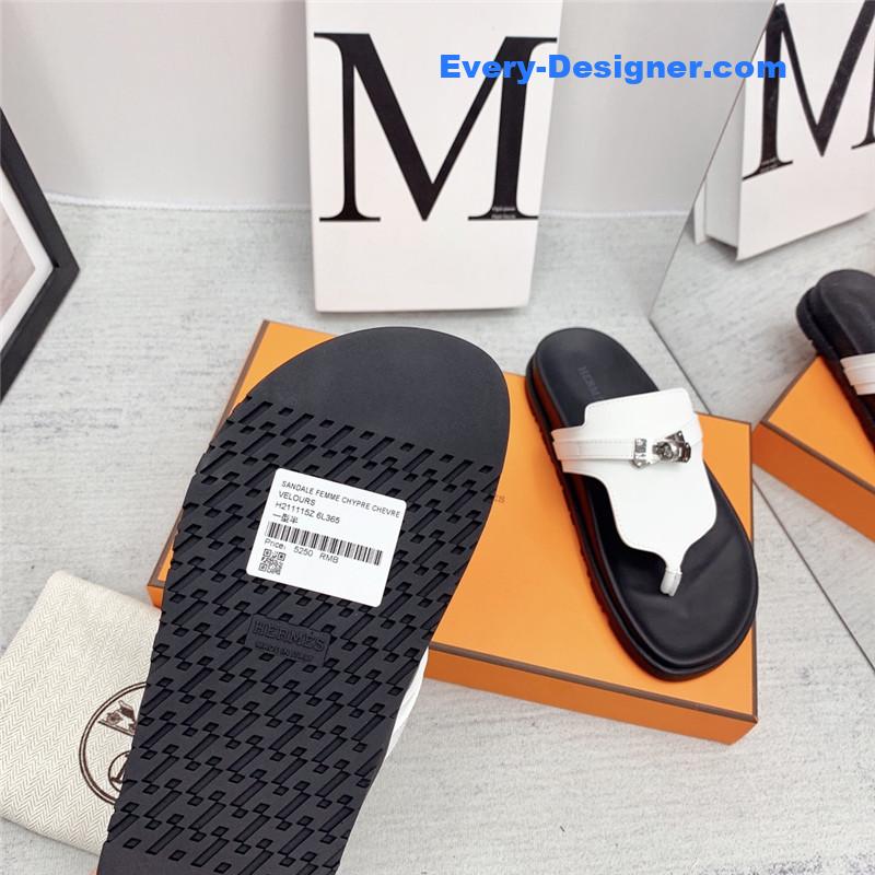 H**me5 couple shoes