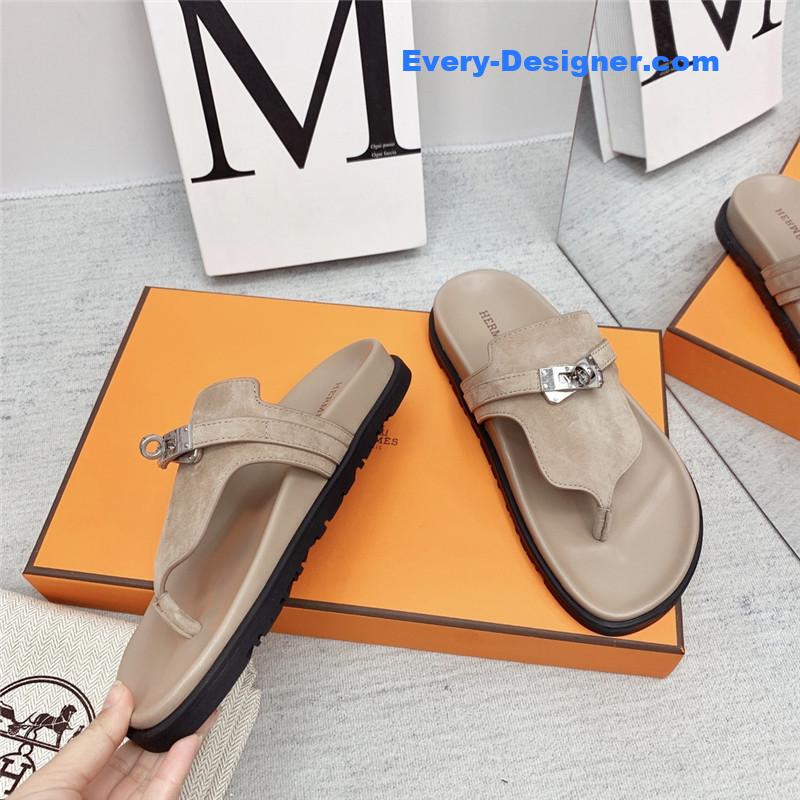 H**me5 couple shoes