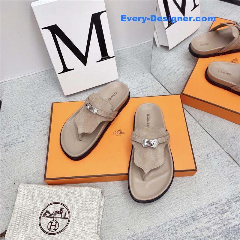 H**me5 couple shoes