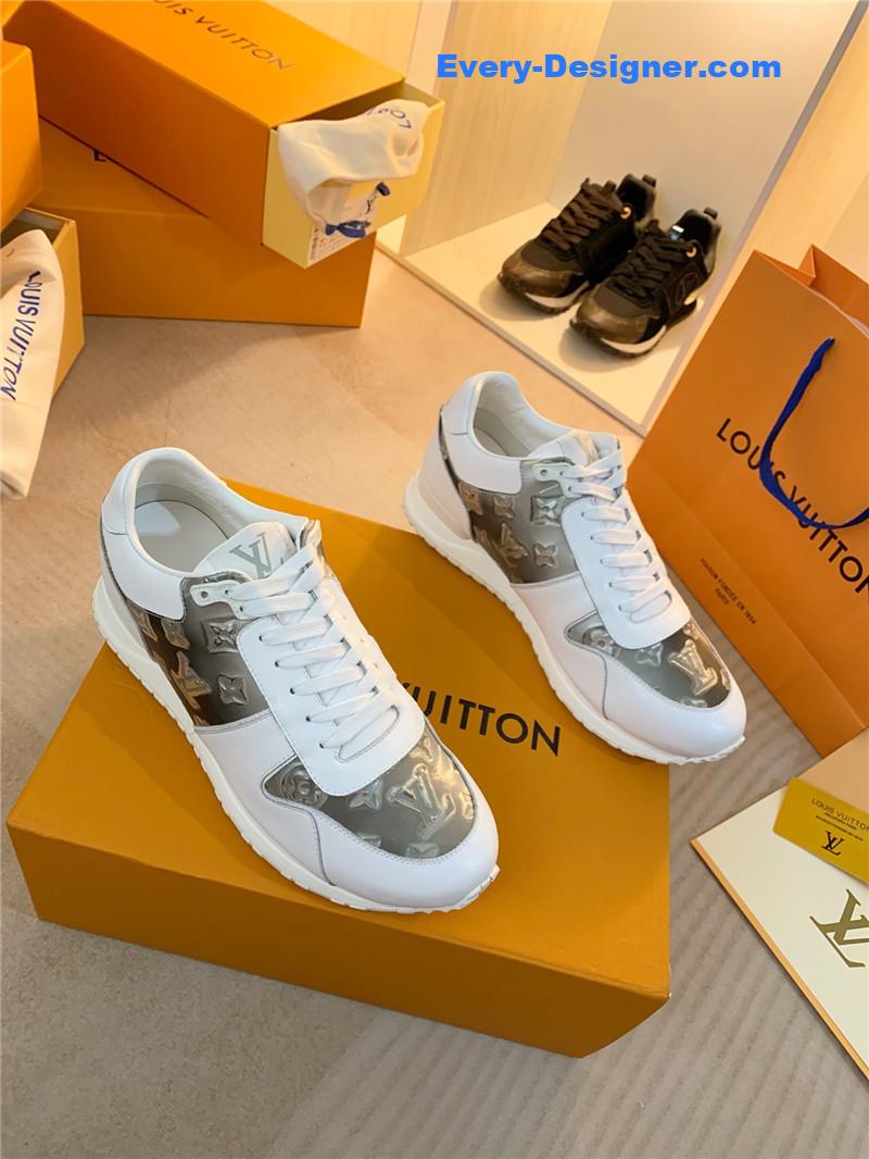 l0vis Vvtt0n lv run away sneakers