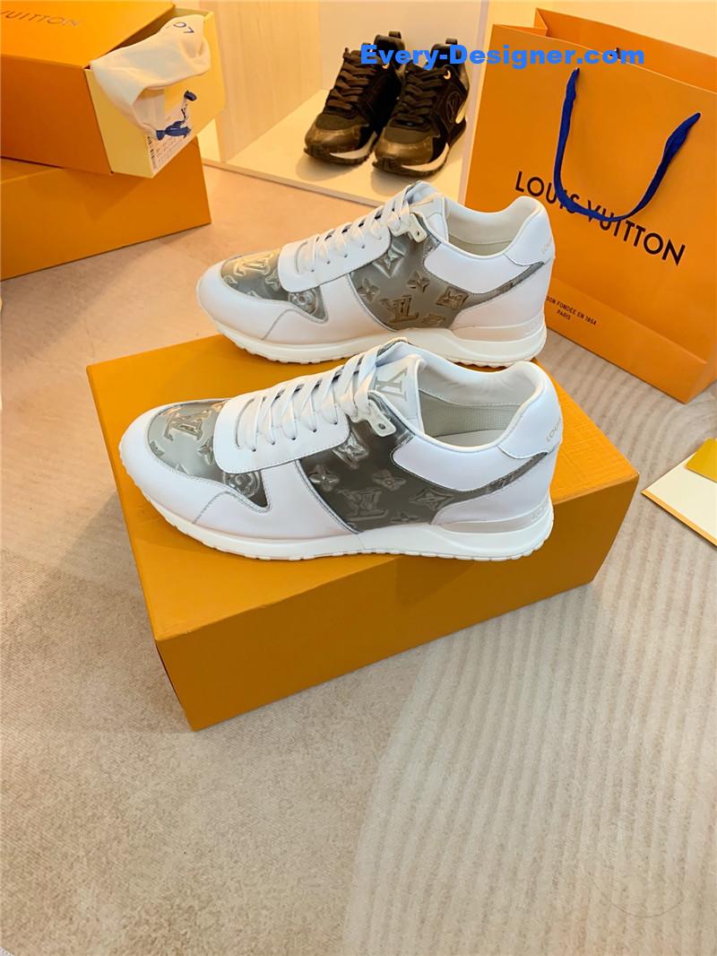 l0vis Vvtt0n lv run away sneakers