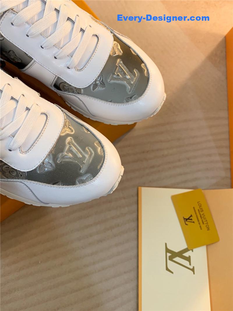 l0vis Vvtt0n lv run away sneakers