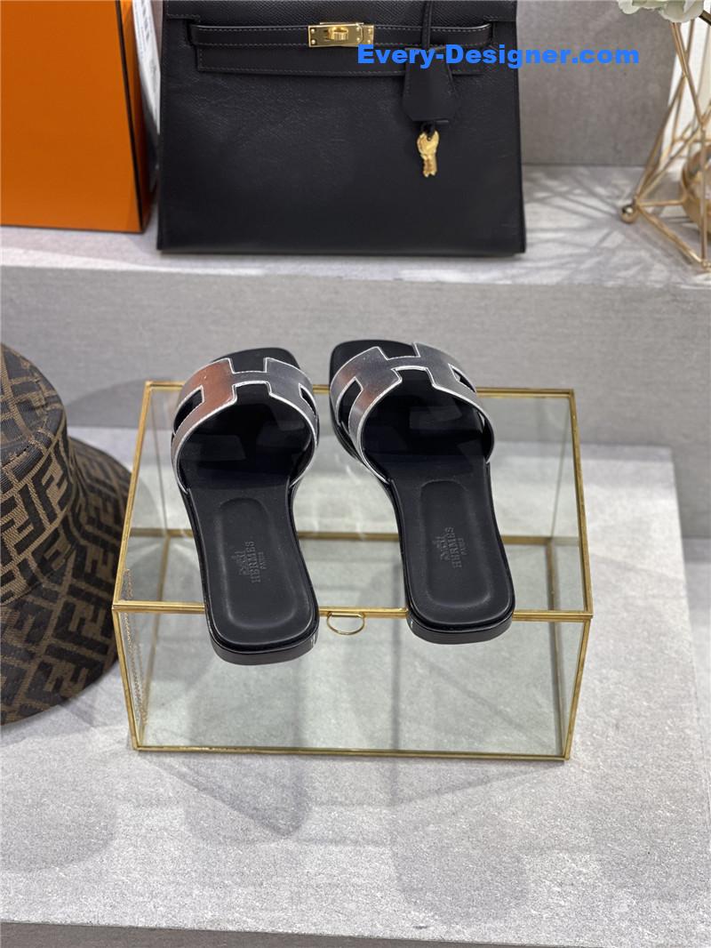 H**me5 early spring new color slippers