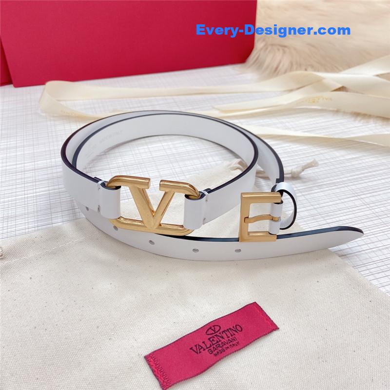 Va1e*ntin0 v buckle belt