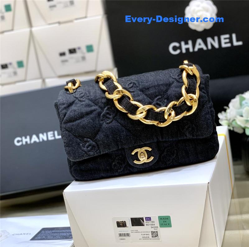 Ch**el denim chain shoulder bag