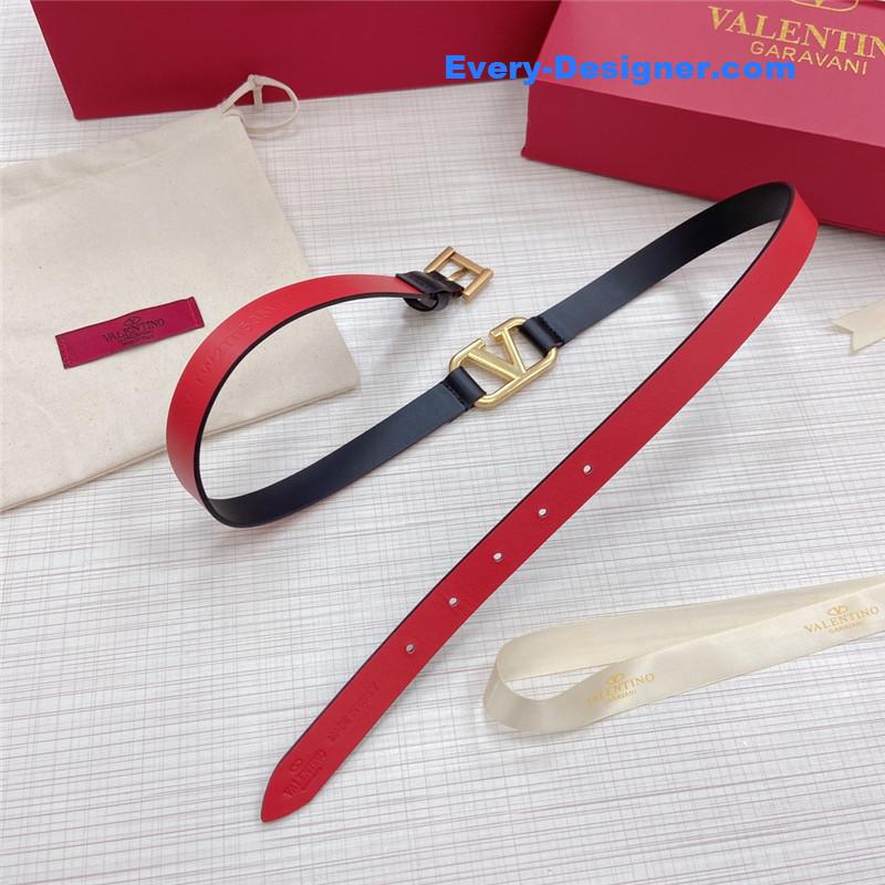 Va1e*ntin0 v buckle belt