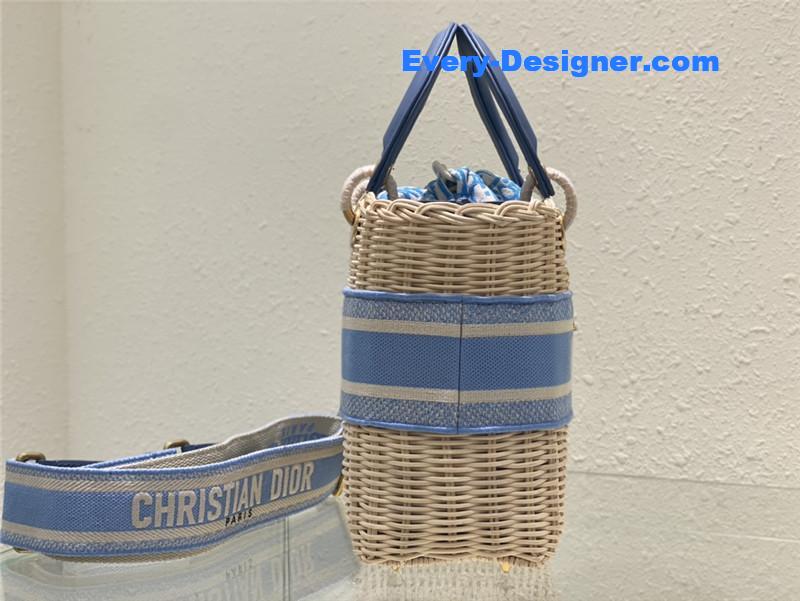 lady D10r woven bag