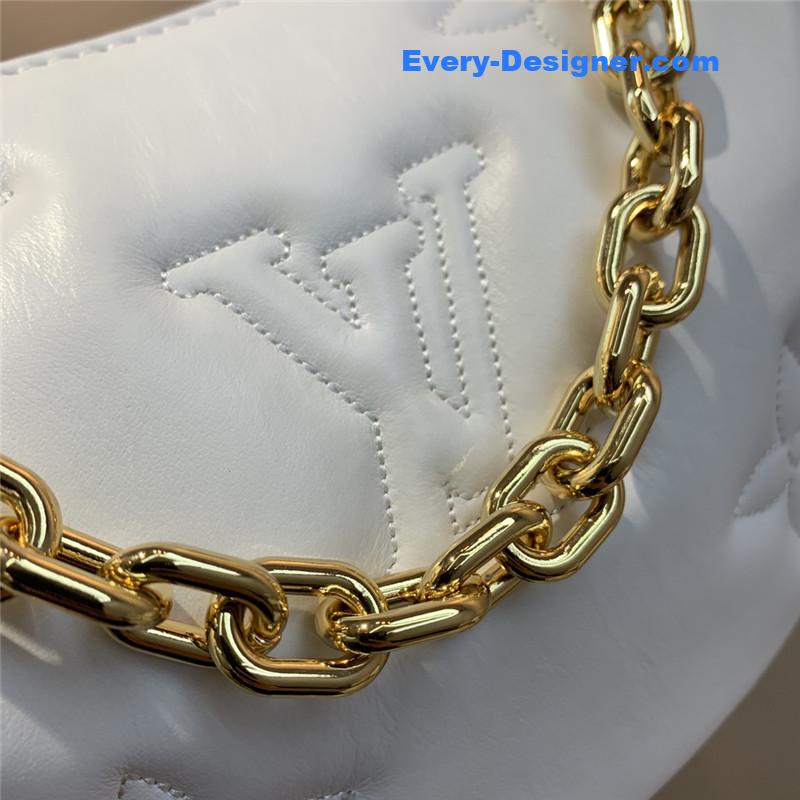 l0vis Vvtt0n lv over the moon bag
