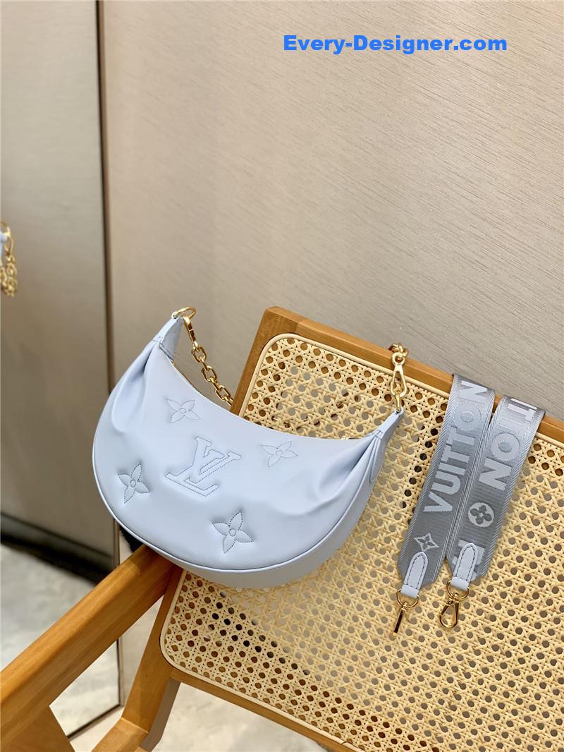 l0vis Vvtt0n lv over the moon bag