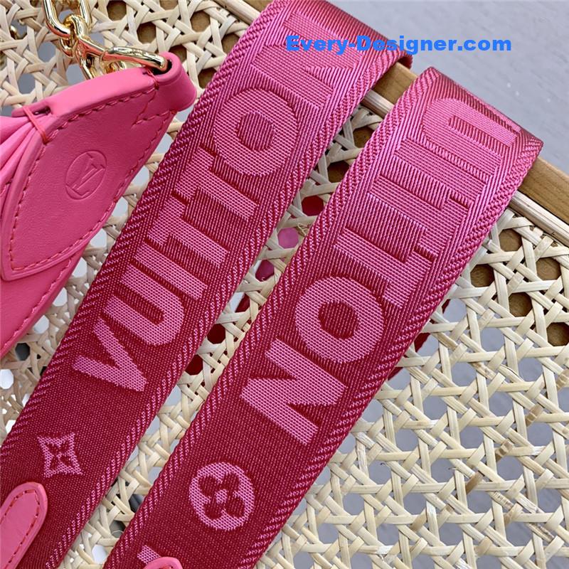 l0vis Vvtt0n lv over the moon bag