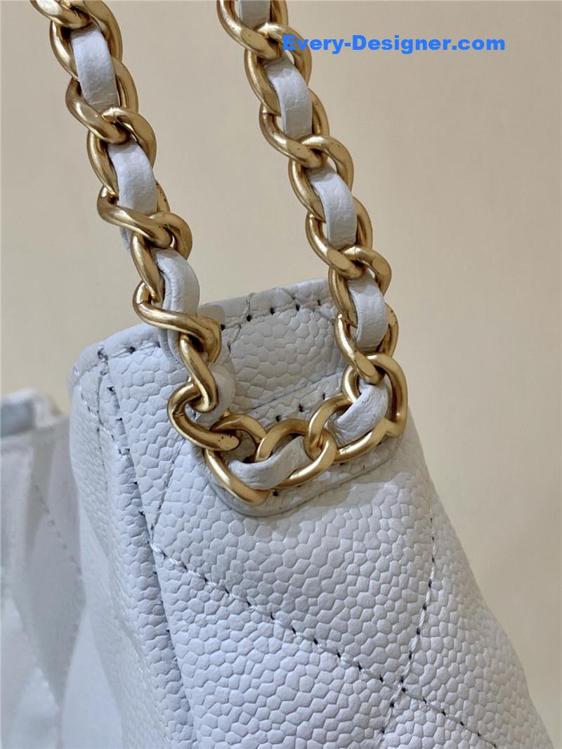 Ch**el hobo bag with chain