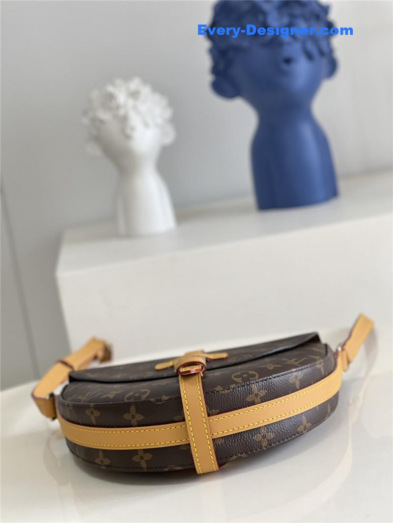 l0vis Vvtt0n lv crossbody saddle bag