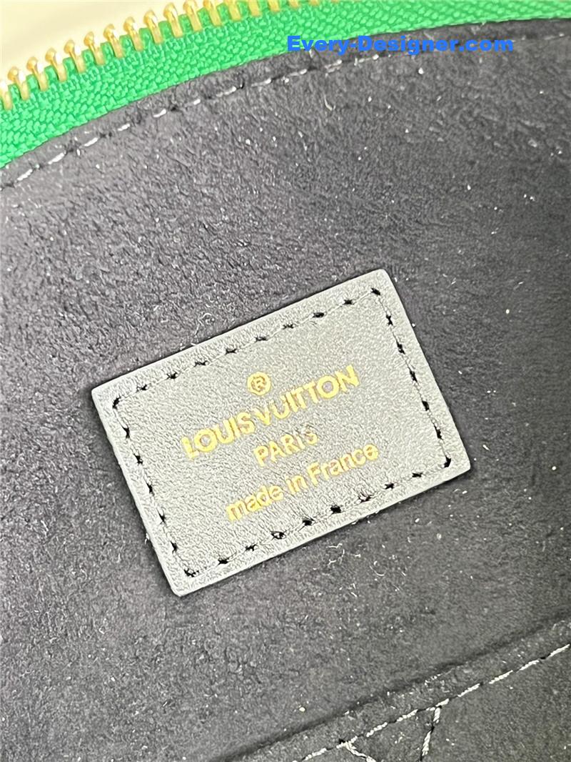 l0vis Vvtt0n lv papillon bag green