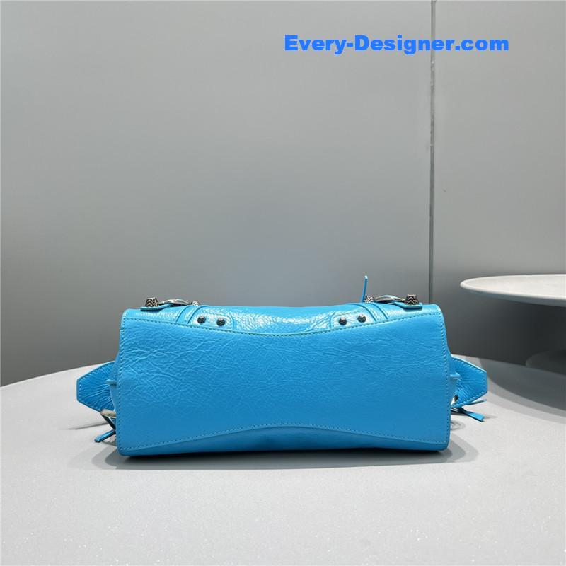 Ba1en*iaga le cagole shoulder bag