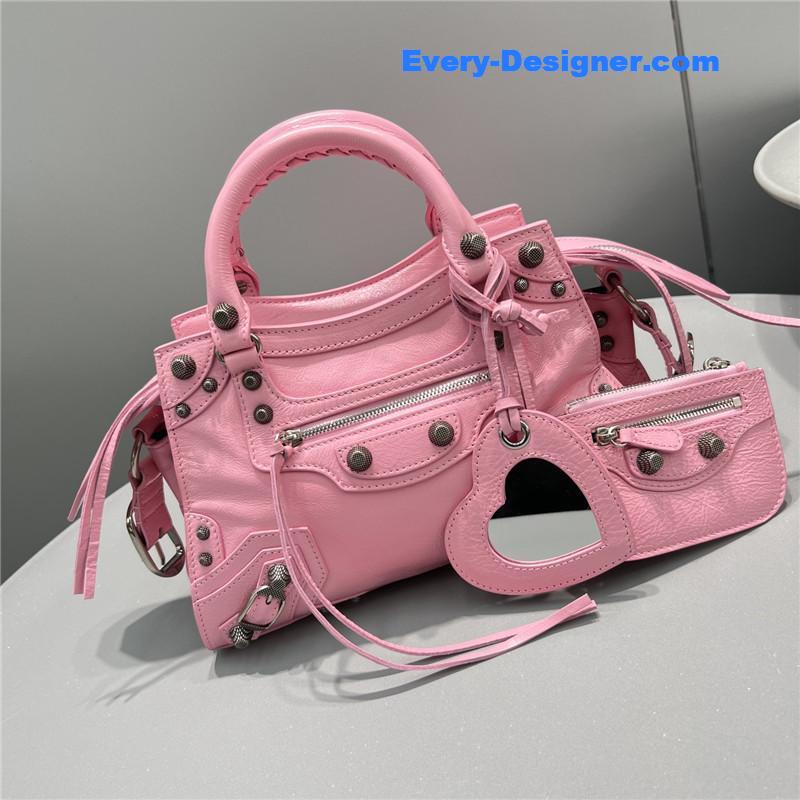 Ba1en*iaga le cagole shoulder bag