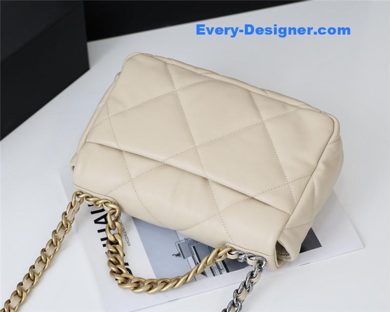 Ch**el 19 bag small