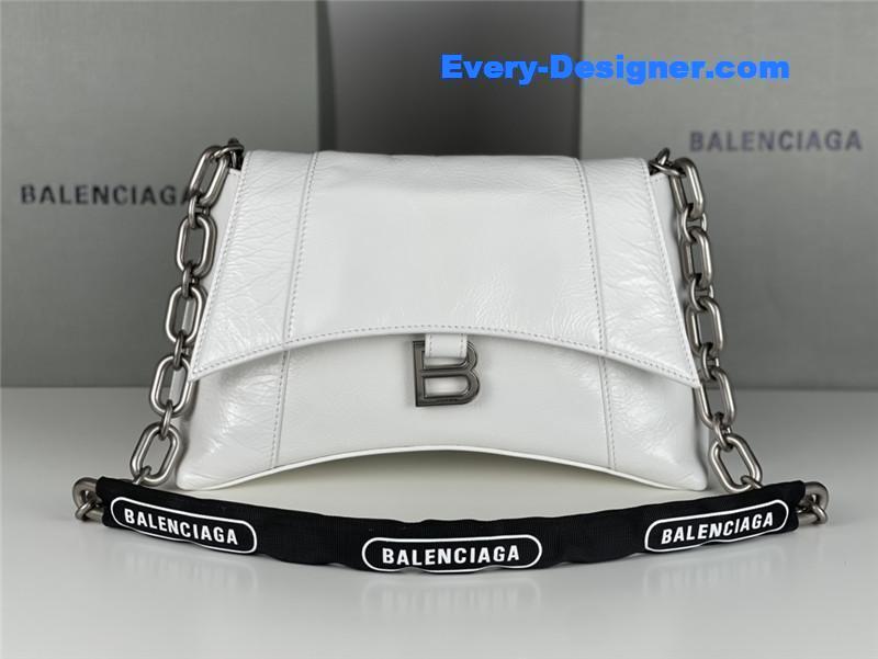Ba1en*iaga downtown chain shoulder bag