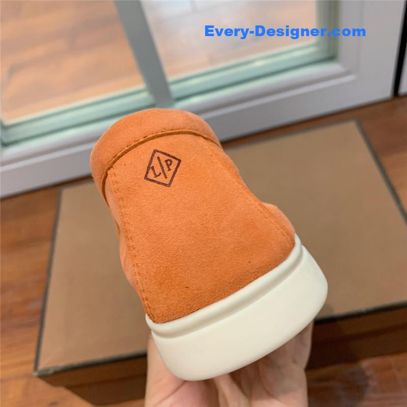 L0r0 P1ana  charms walk loafers