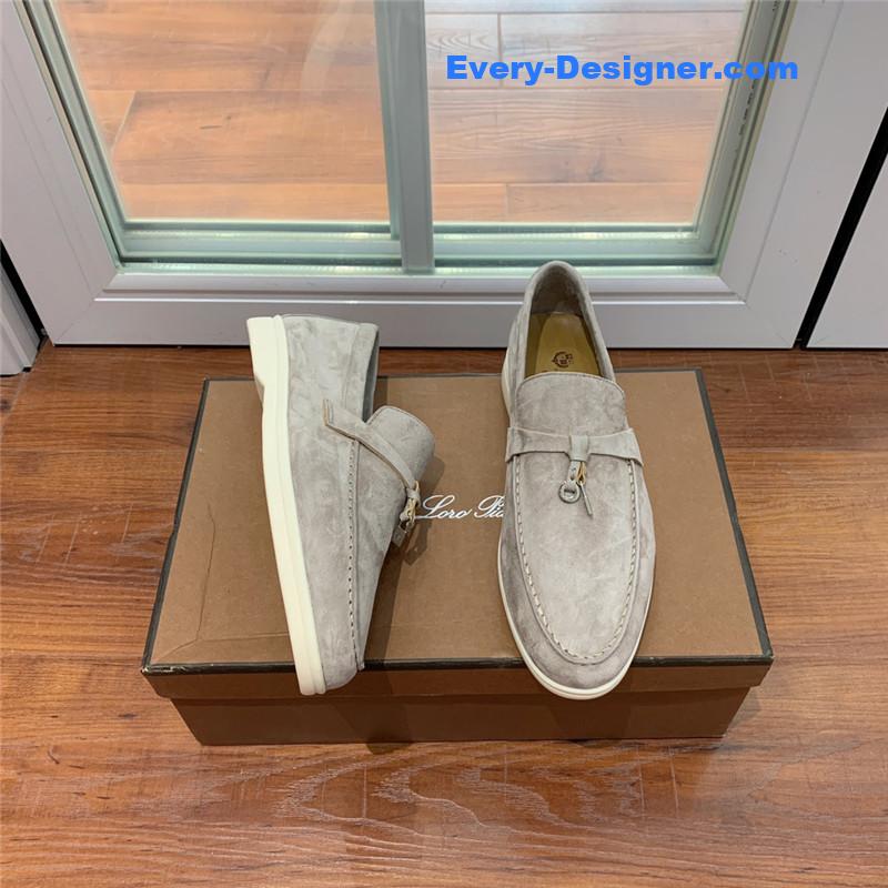 L0r0 P1ana  charms walk loafers