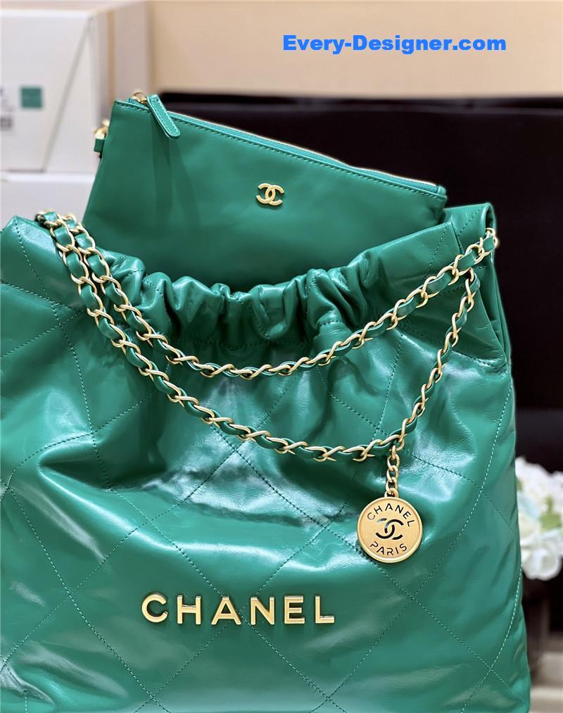 Ch**el 22 handbag small green