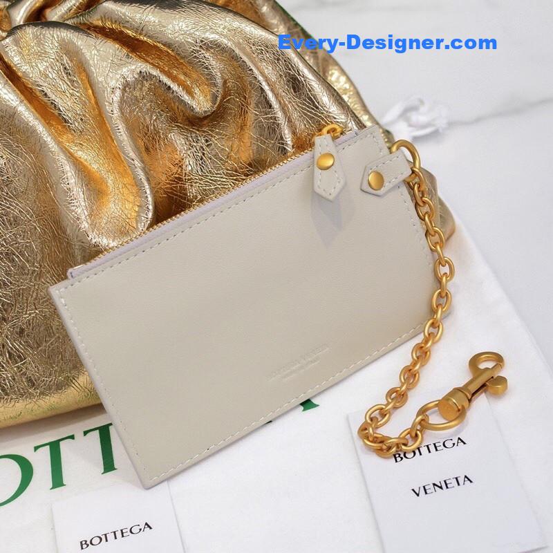 b0tt*ga Ven*ta the pouch bag gold