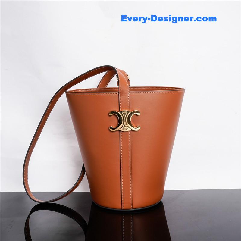 Ce1i*e triomphe bucket bag