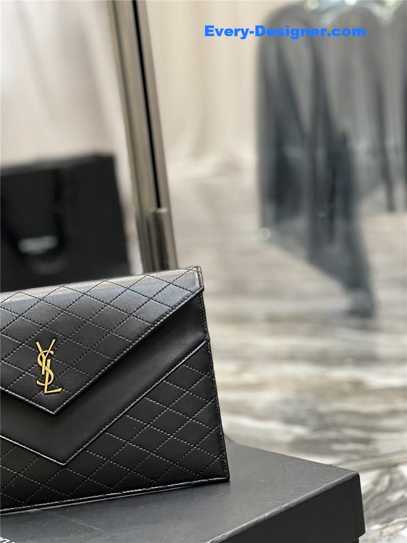 Y51 gaby clutch bag