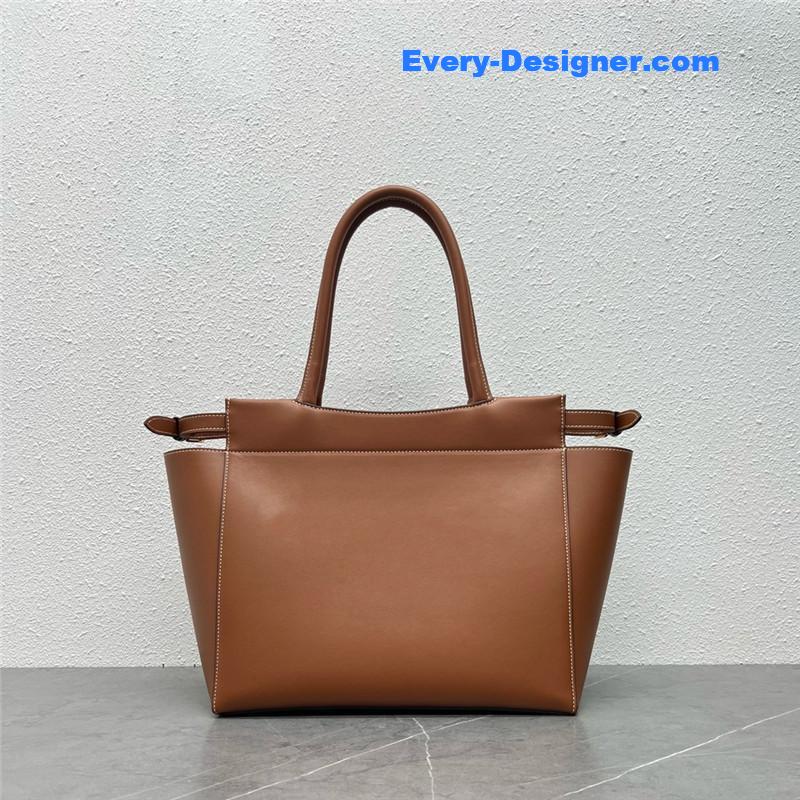 Ce1i*e cabas phantom bag