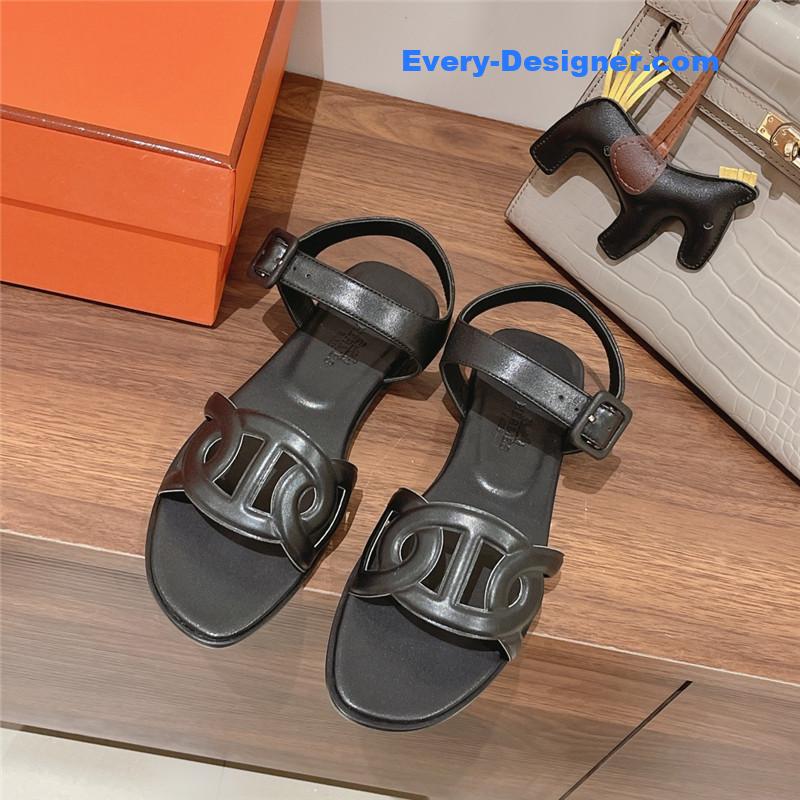 H**me5 extra flat sandal