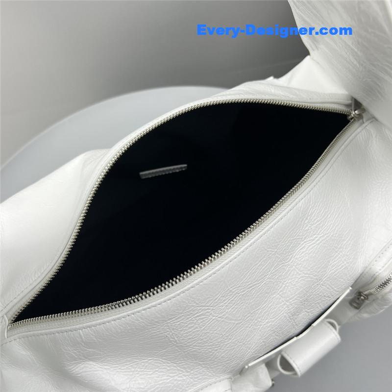 ba1en*iaga S*per busy bag