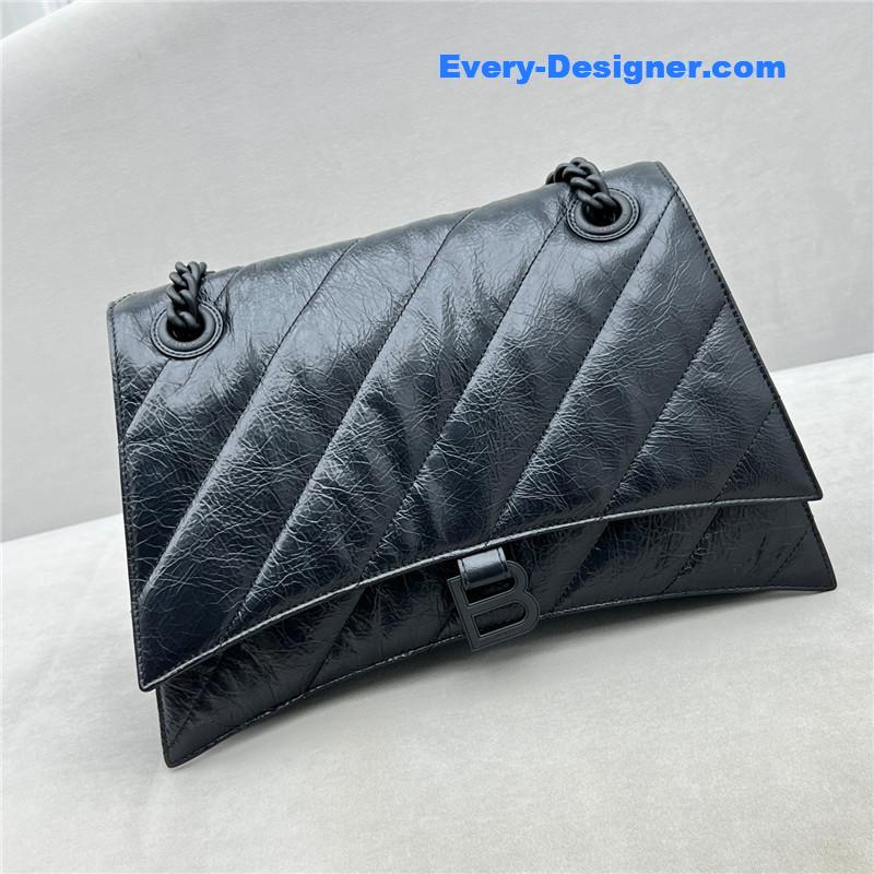 Ba1en*iaga crush bag medium