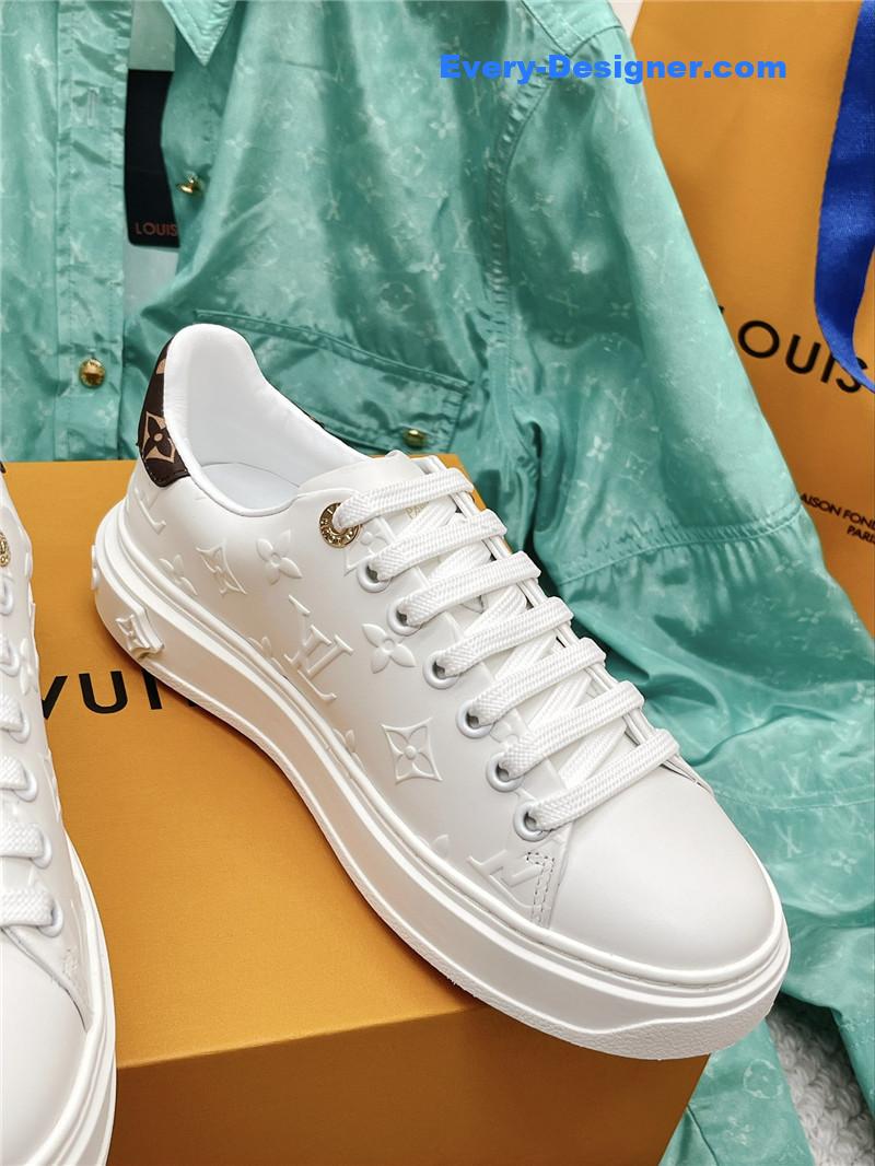 l0vis Vvtt0n lv classic platform sneakers
