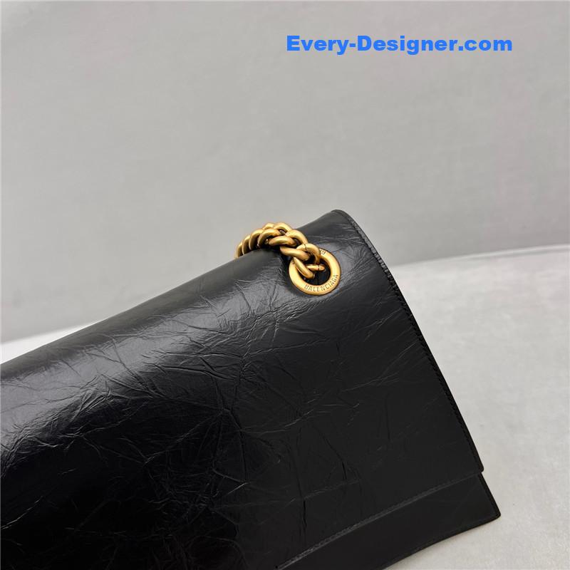 Ba1en*iaga crush bag medium